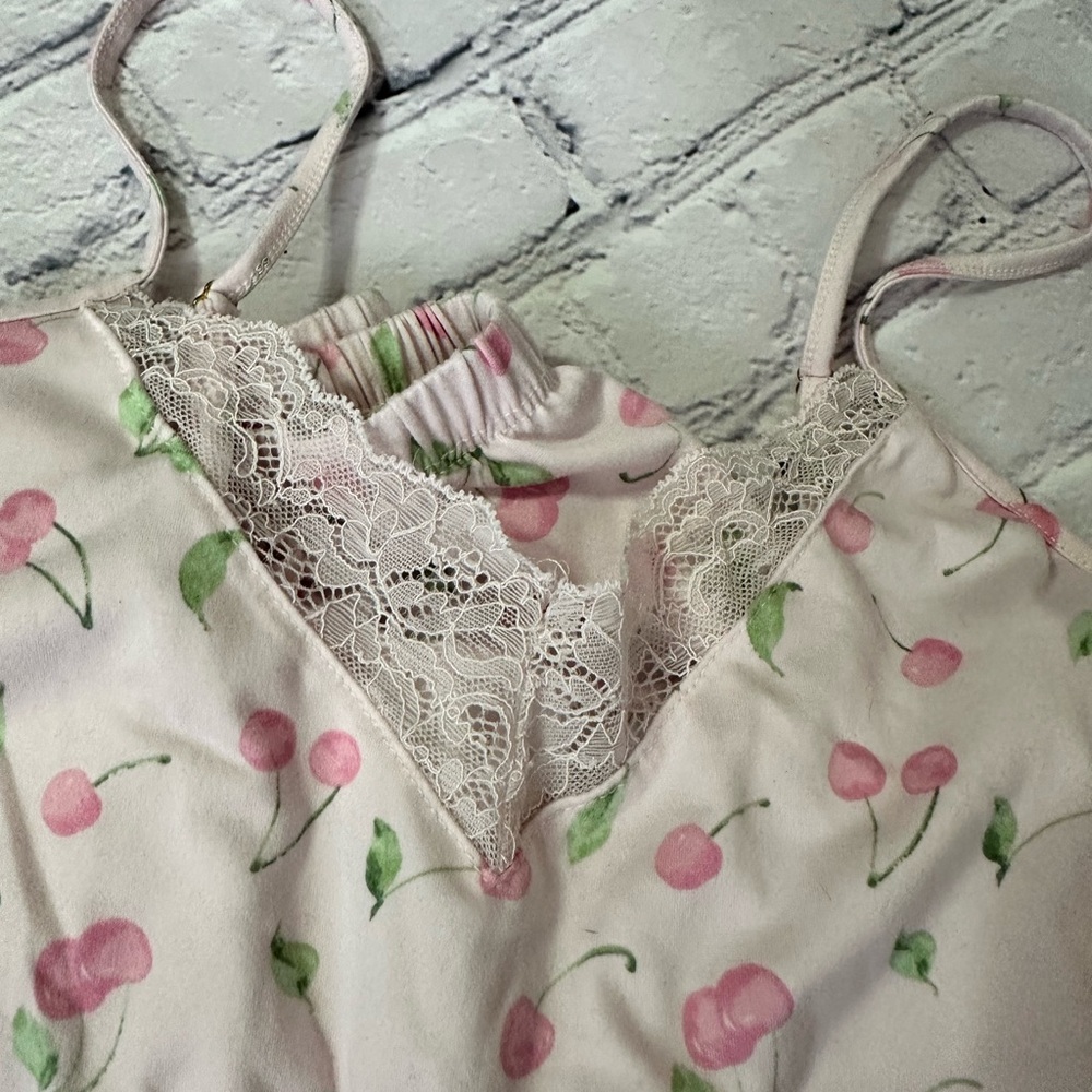 Cherry Print Mix and Match Green Lace Sleepwear Set - Picture 3 of 6
